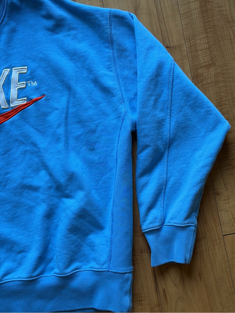 Nike Blue Preppy Crewneck Sportswear French Terry Embroidered Logo Sweatshirt - Picture 6 of 14